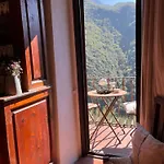 Проживание в семье Casa Ceri *