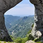 Проживание в семье Casa Ceri *