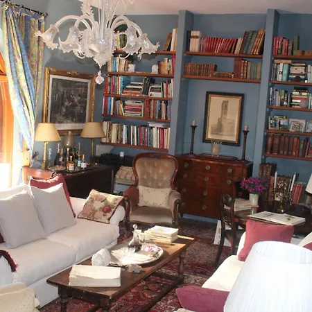 Casa Ceri Privatunterkunft *